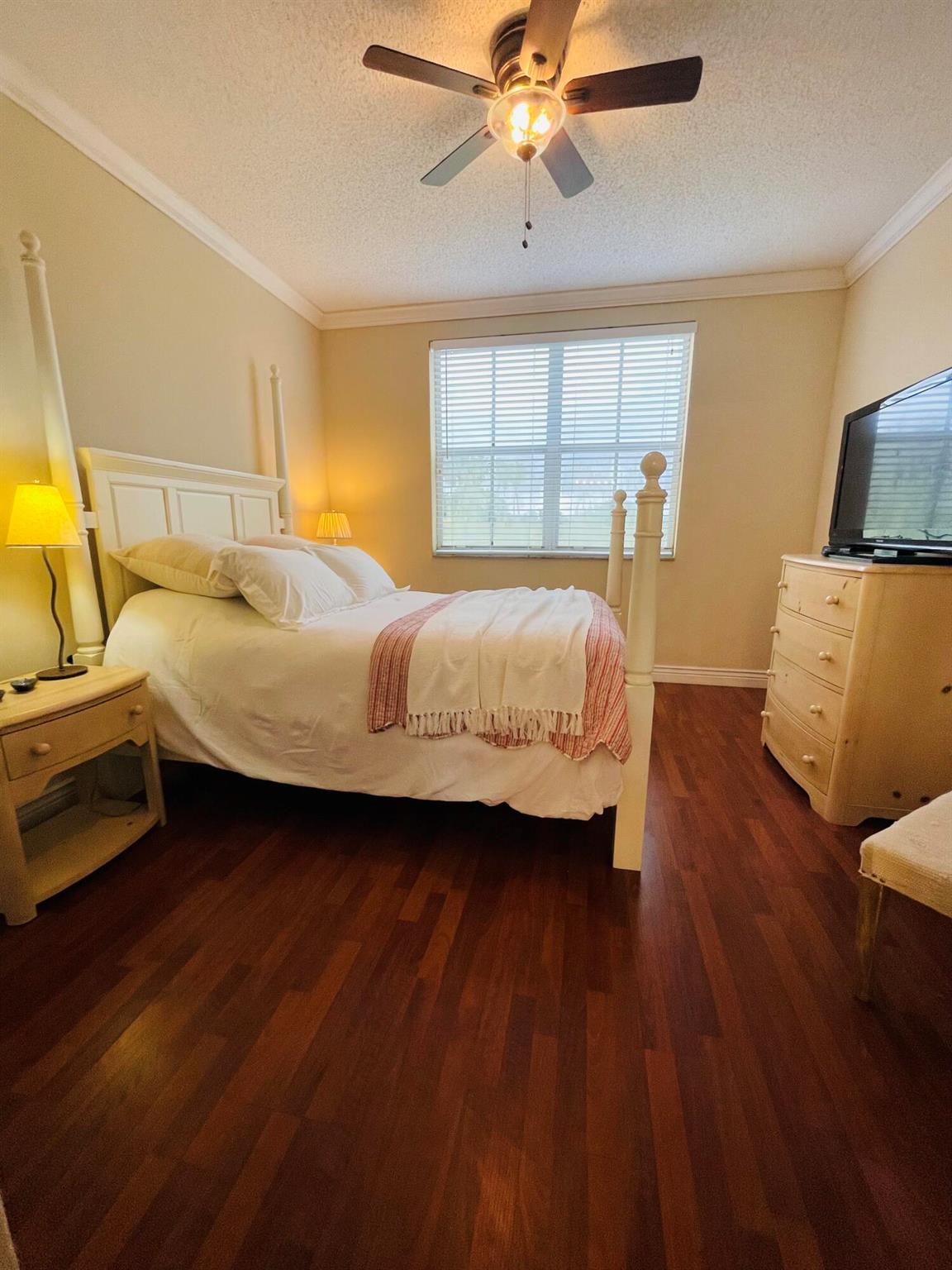 ARISSA PLACE CONDOMINIUM - Residential Lease