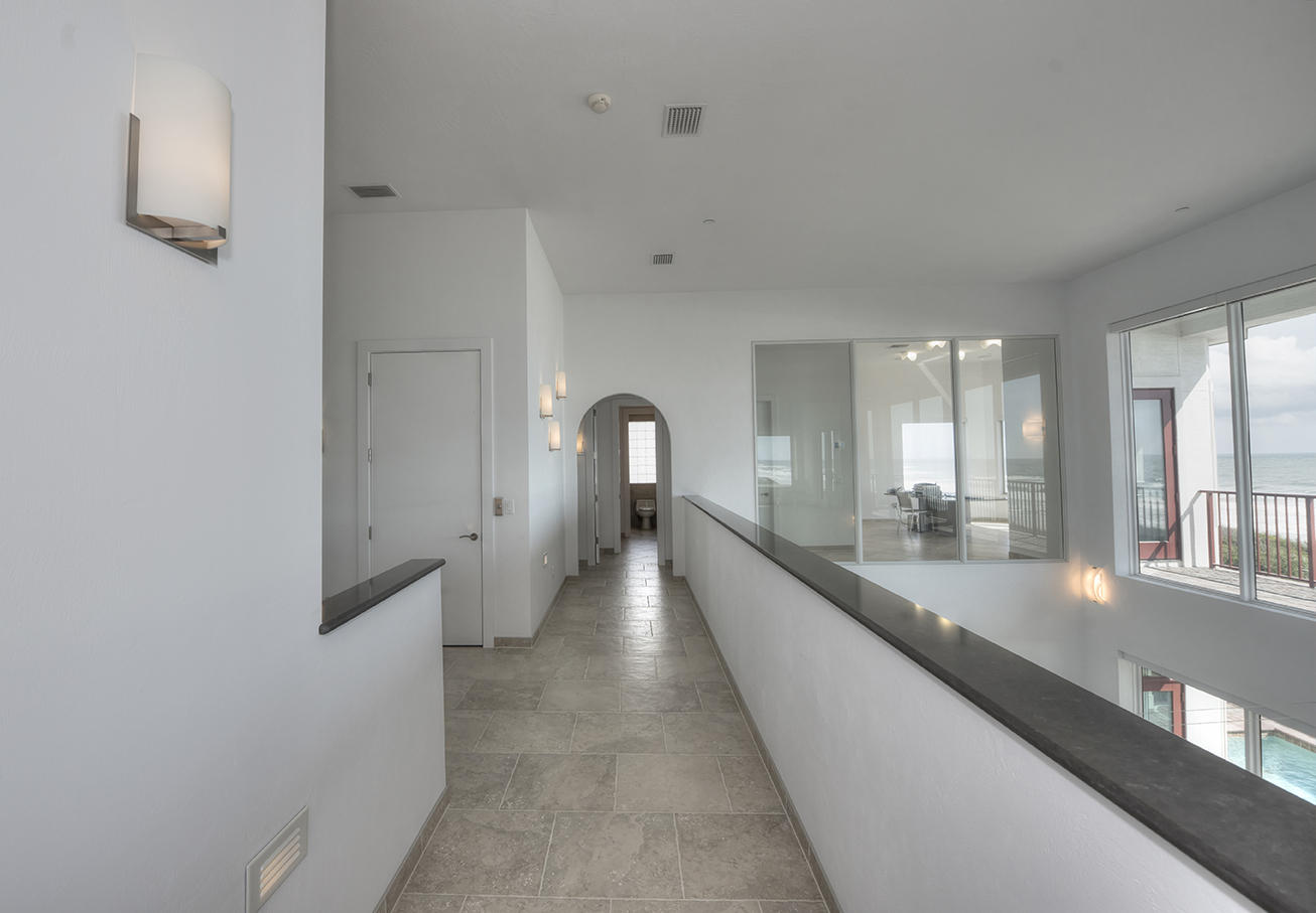 HAMMOCK DUNES - Residential