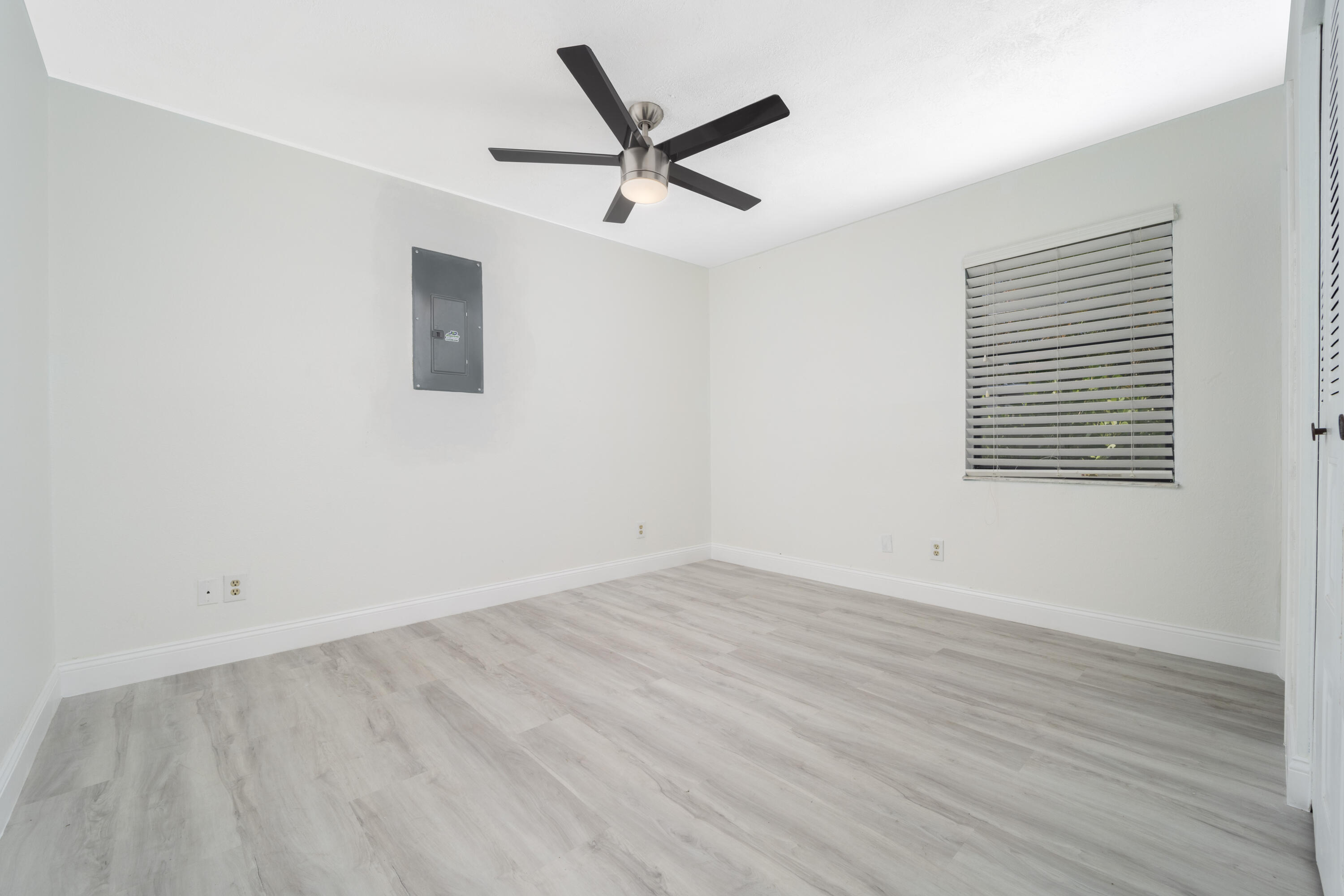 PORT ST LUCIE SECTION 13 - Residential Lease