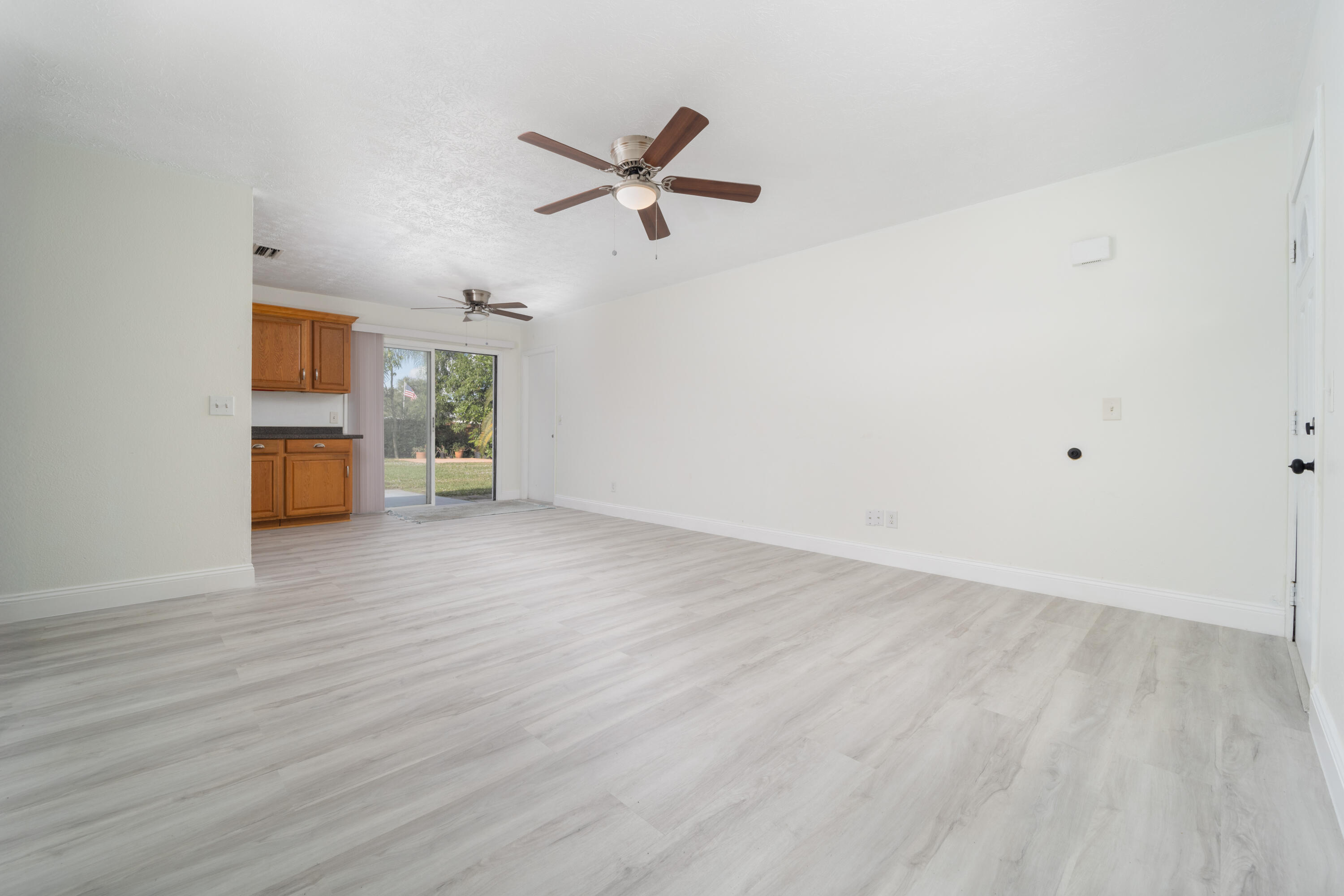 PORT ST LUCIE SECTION 13 - Residential Lease