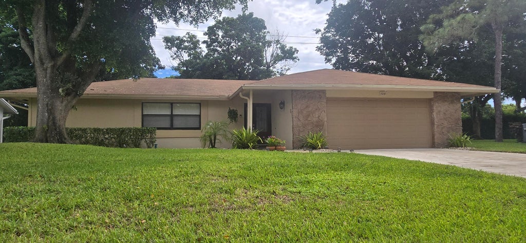 Photo of 729 NW 23RD Lane, Delray Beach, FL 33445 (MLS # B26081584)