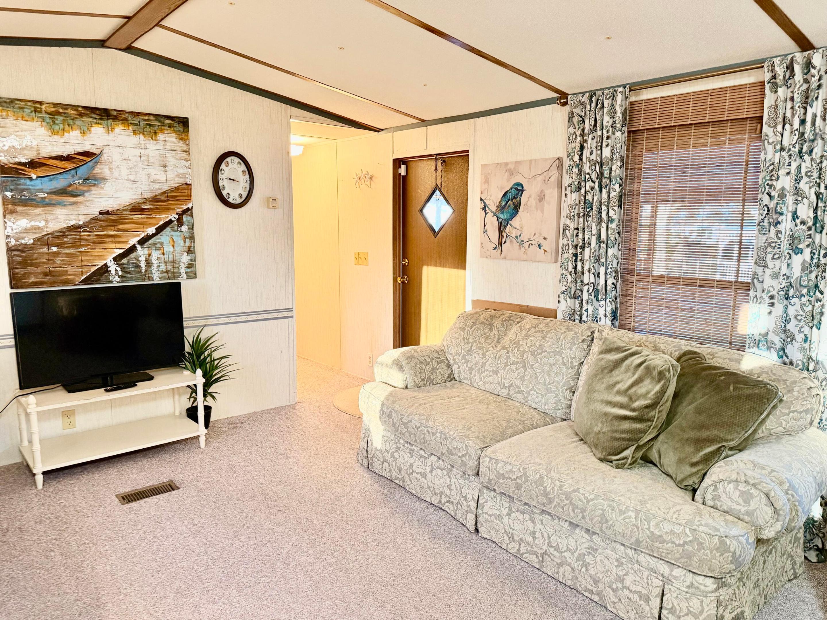 BUCKHEAD RIDGE SUB - Residential