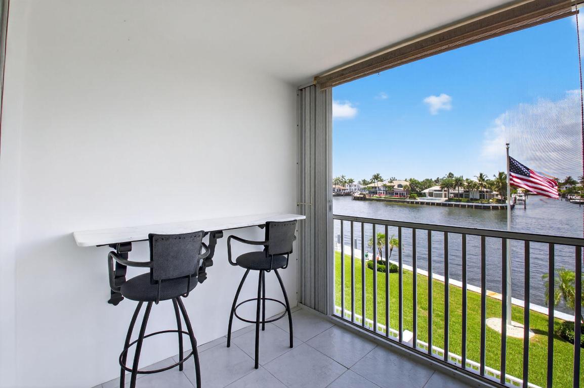 PENTHOUSE HIGHLANDS CONDO - Residential Lease