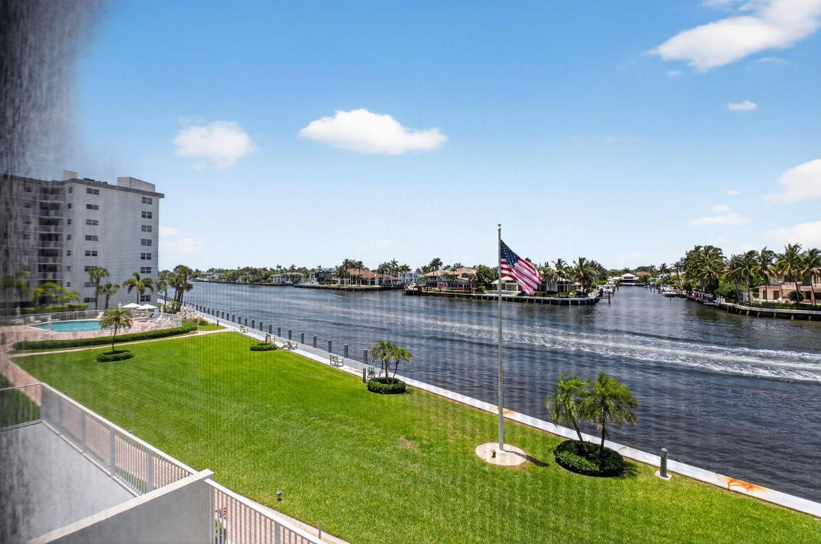 PENTHOUSE HIGHLANDS CONDO - Residential Lease