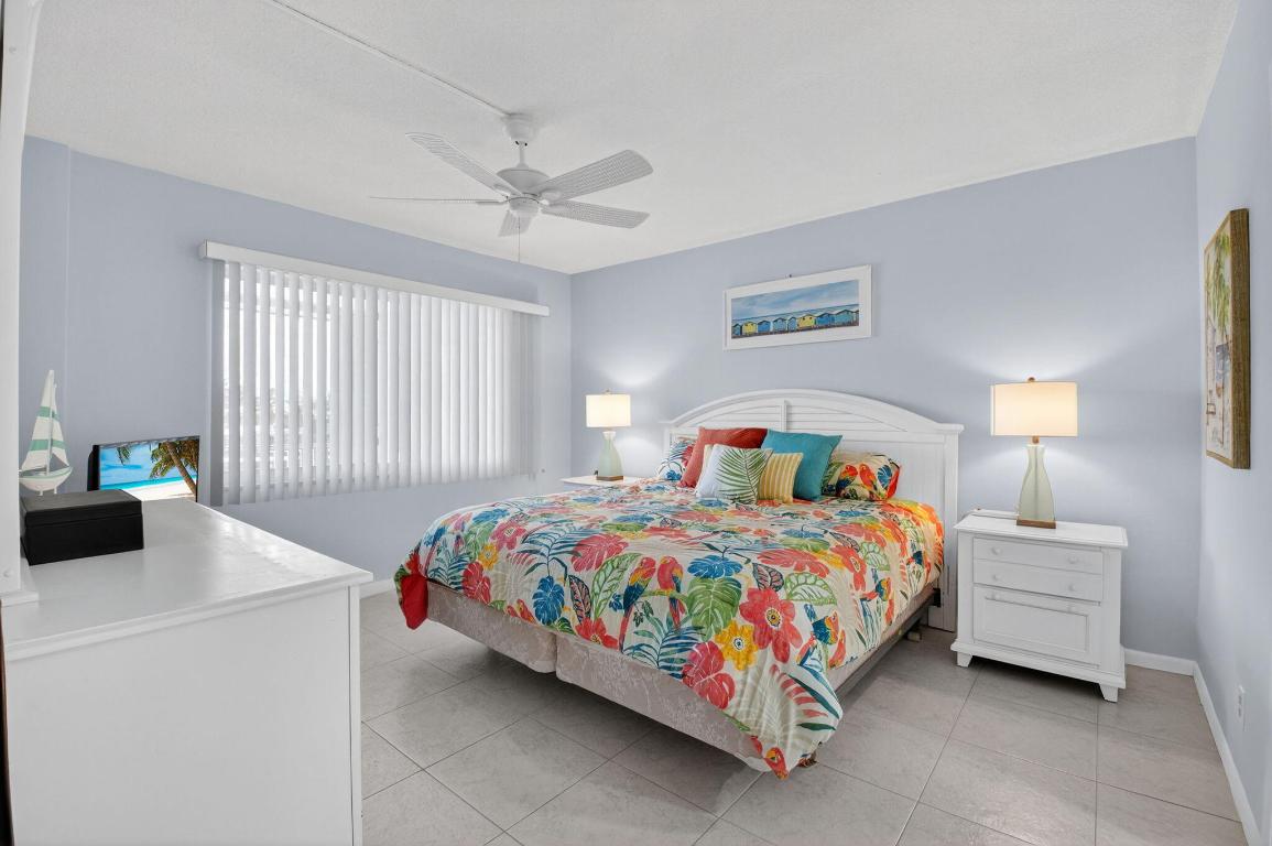 PENTHOUSE HIGHLANDS CONDO - Residential Lease