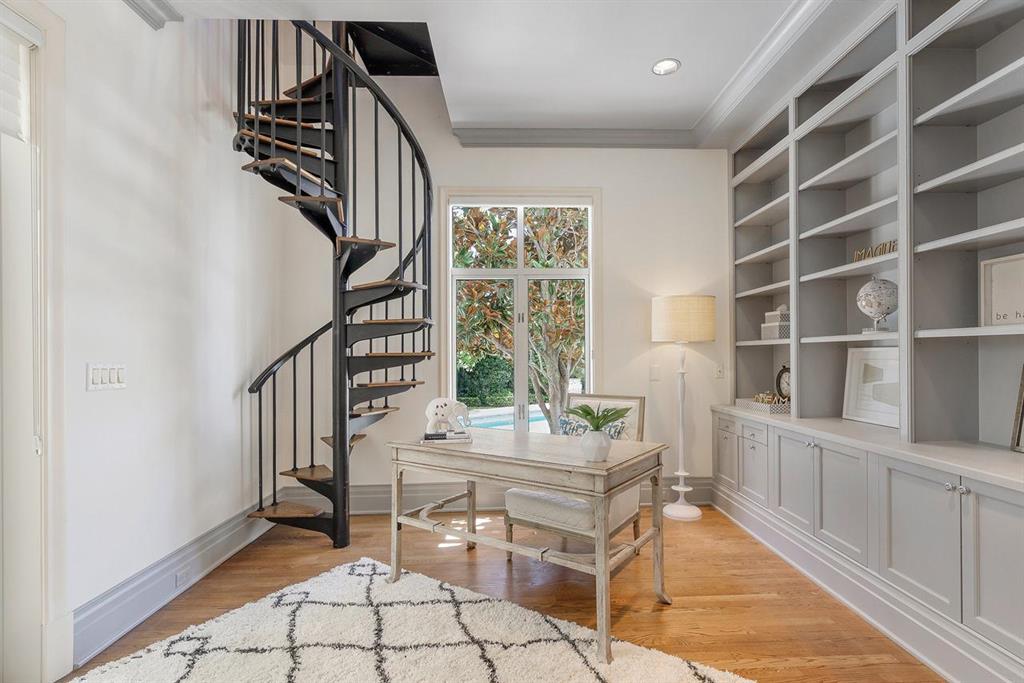 BEACHWAY NORTH - Residential