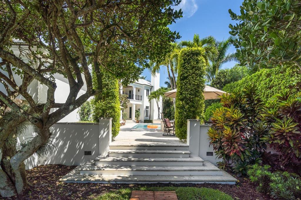 BEACHWAY NORTH - Residential