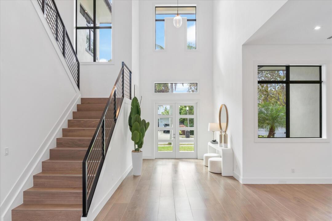 EDGEWATER - Residential