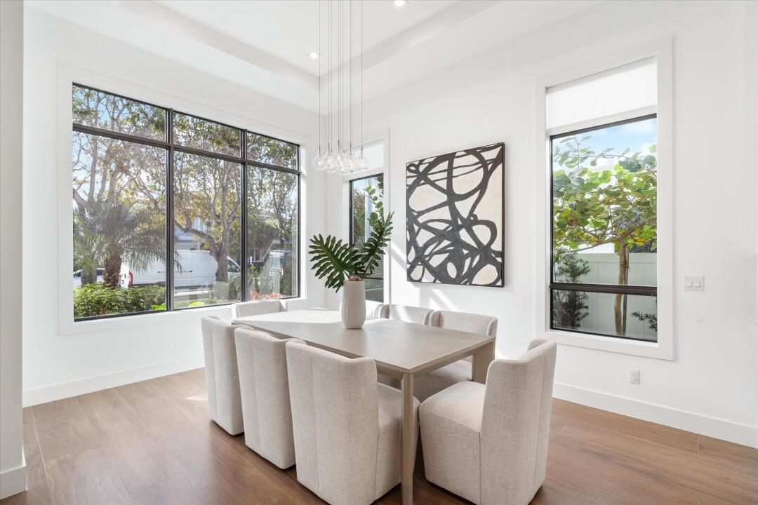 EDGEWATER - Residential