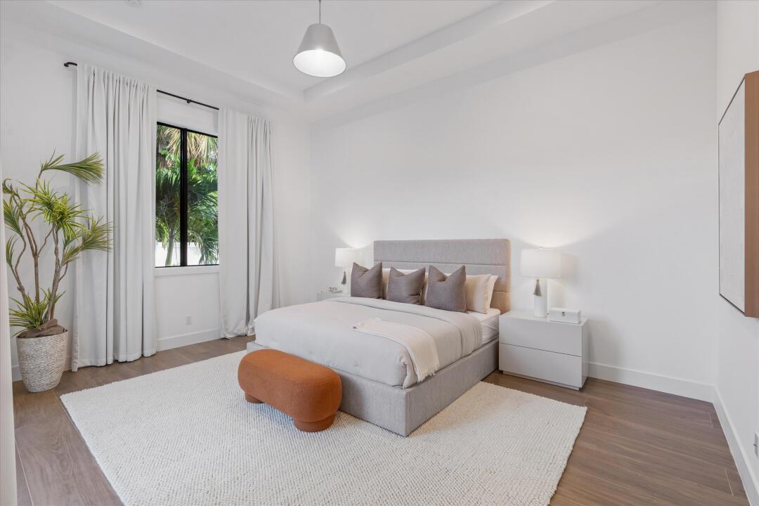 EDGEWATER - Residential