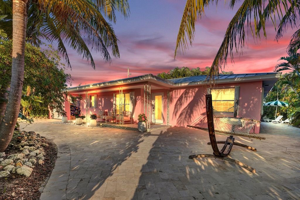 Photo of 247 SE 3rd Avenue, Delray Beach, FL 33483 (MLS # R11166185)