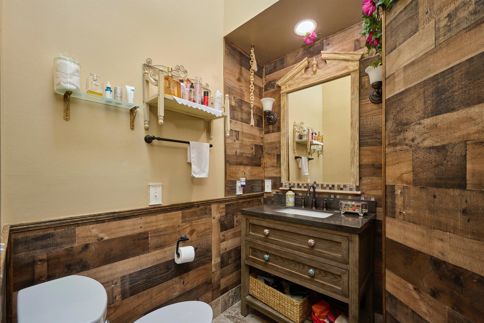 Coralstone Condo - Residential