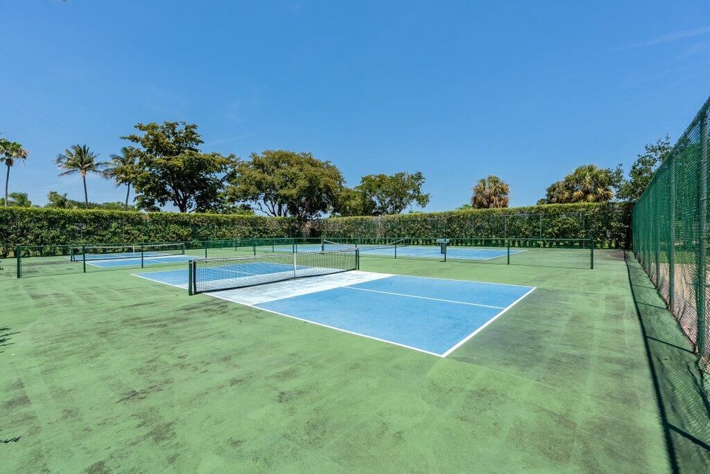 BOYNTON LAKES 2 - Residential