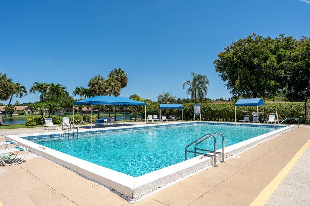 BOYNTON LAKES 2 - Residential