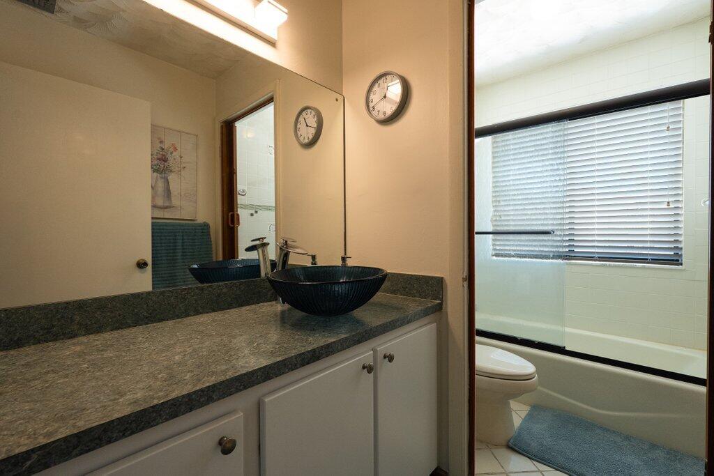 BOYNTON LAKES 2 - Residential