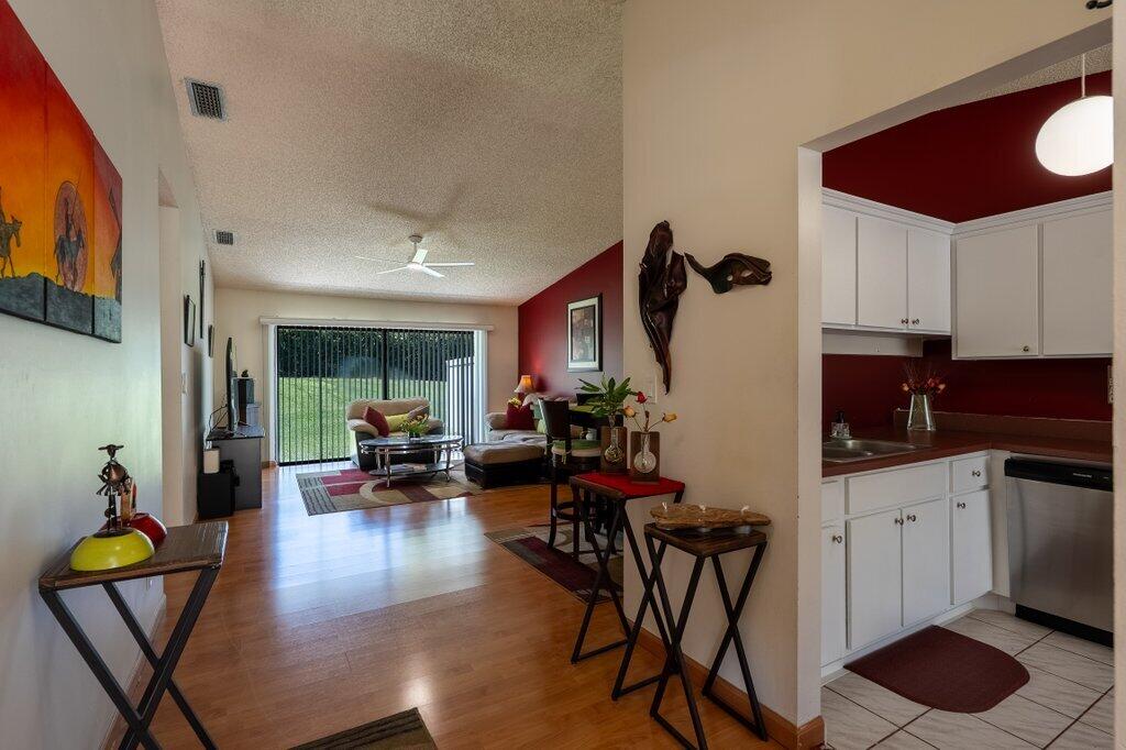 BOYNTON LAKES 2 - Residential