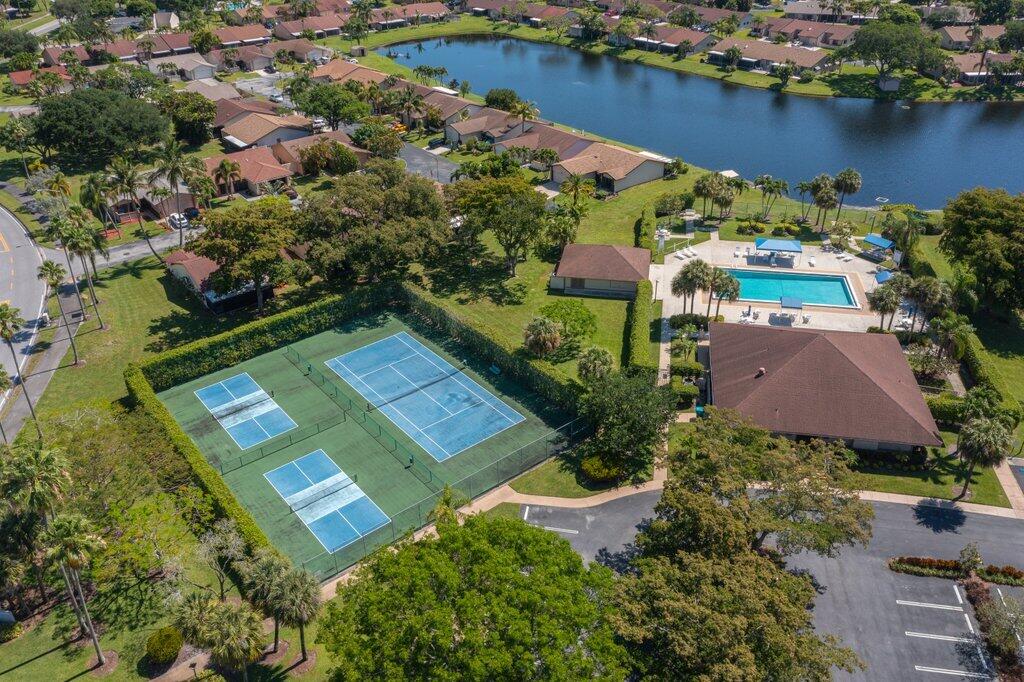BOYNTON LAKES 2 - Residential