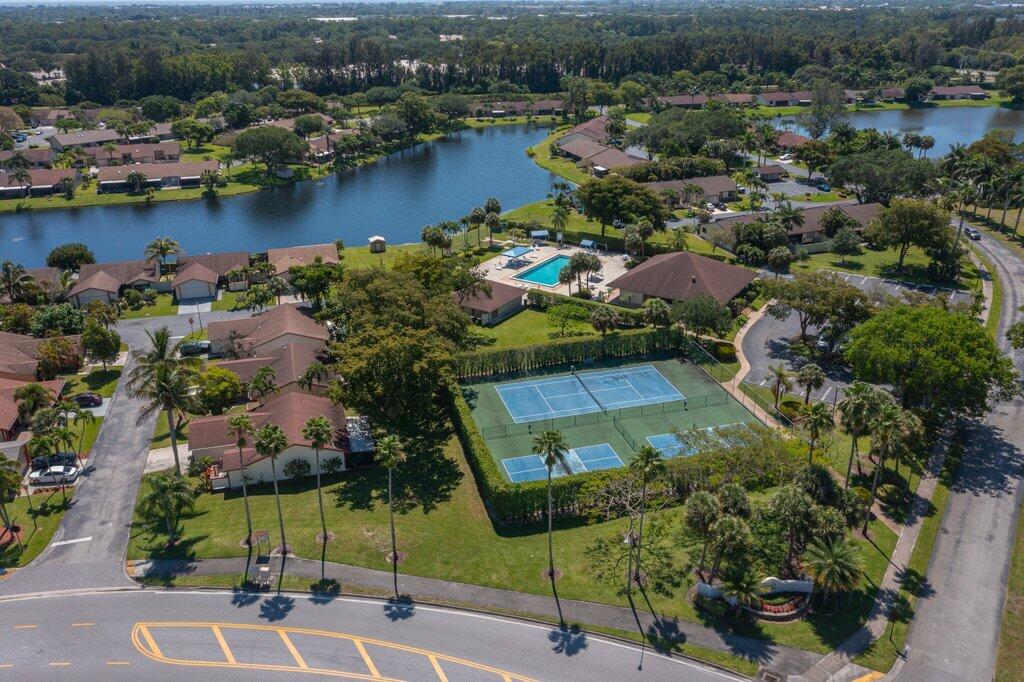 BOYNTON LAKES 2 - Residential