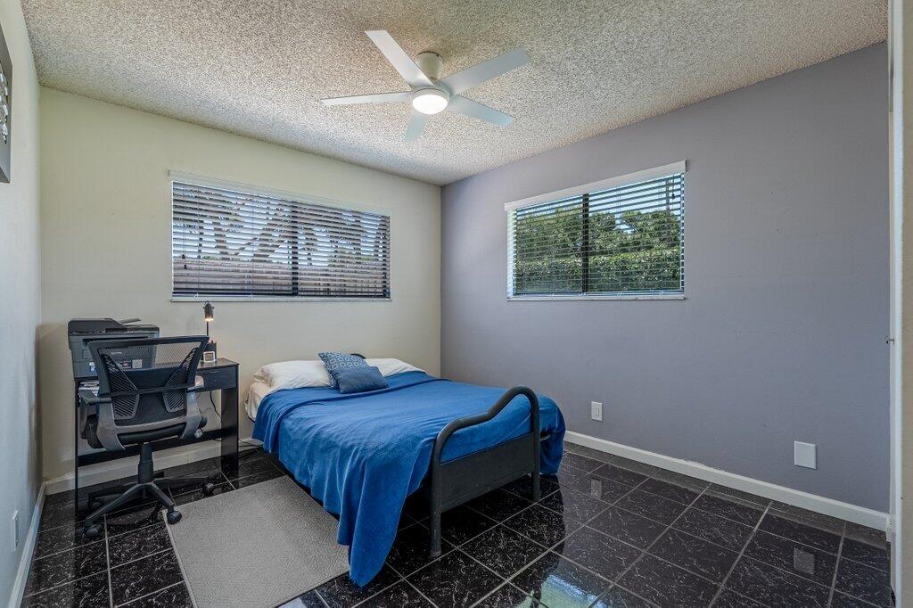 BOYNTON LAKES 2 - Residential