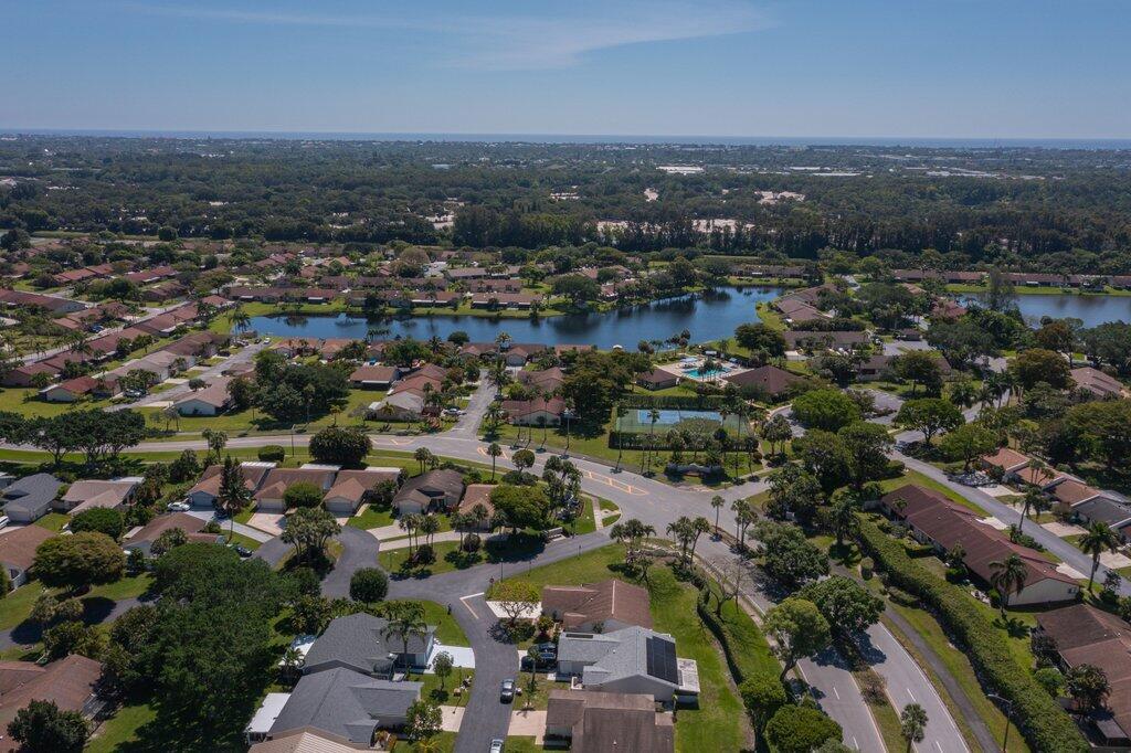BOYNTON LAKES 2 - Residential