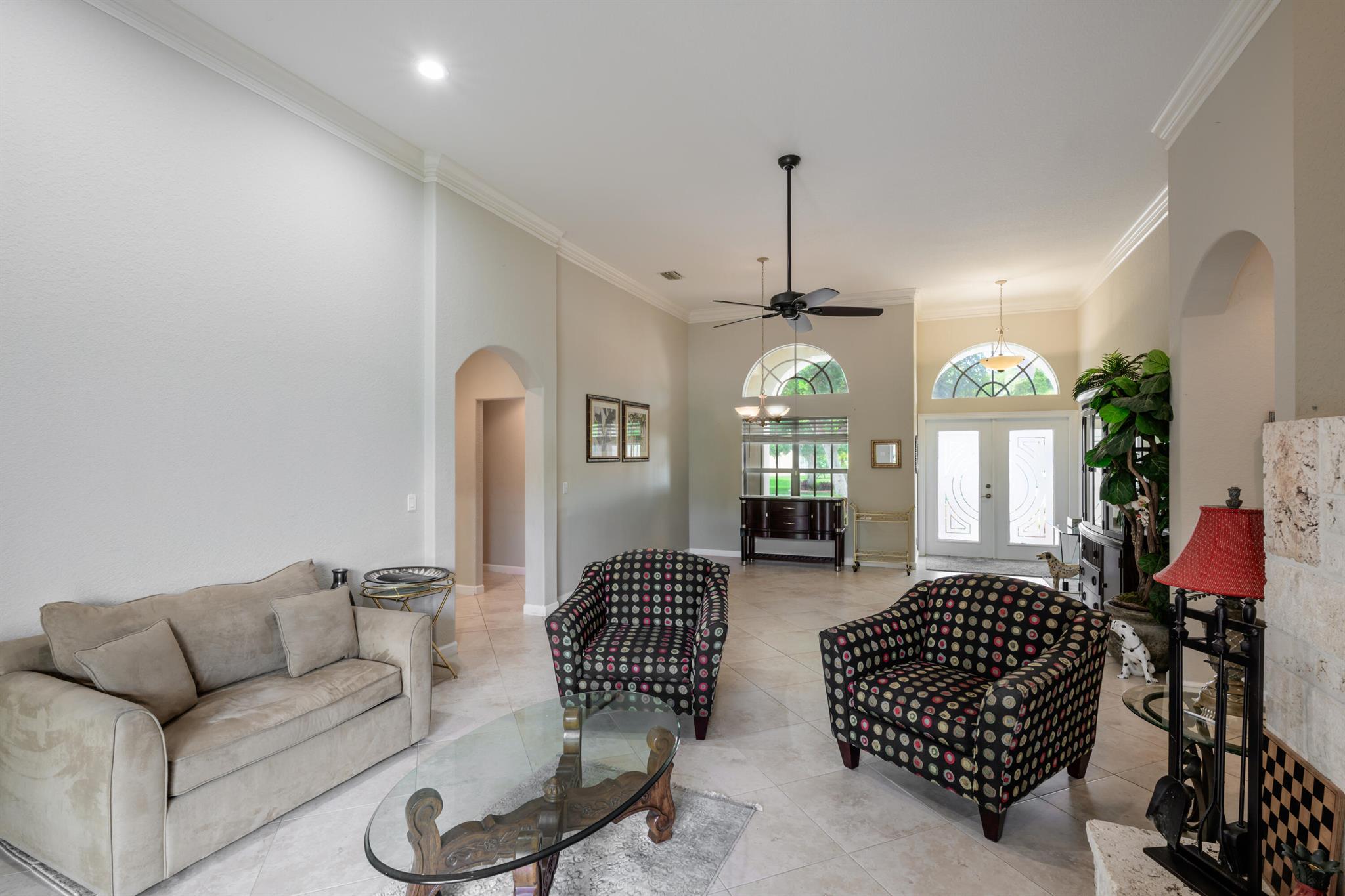 3968 W Hamilton