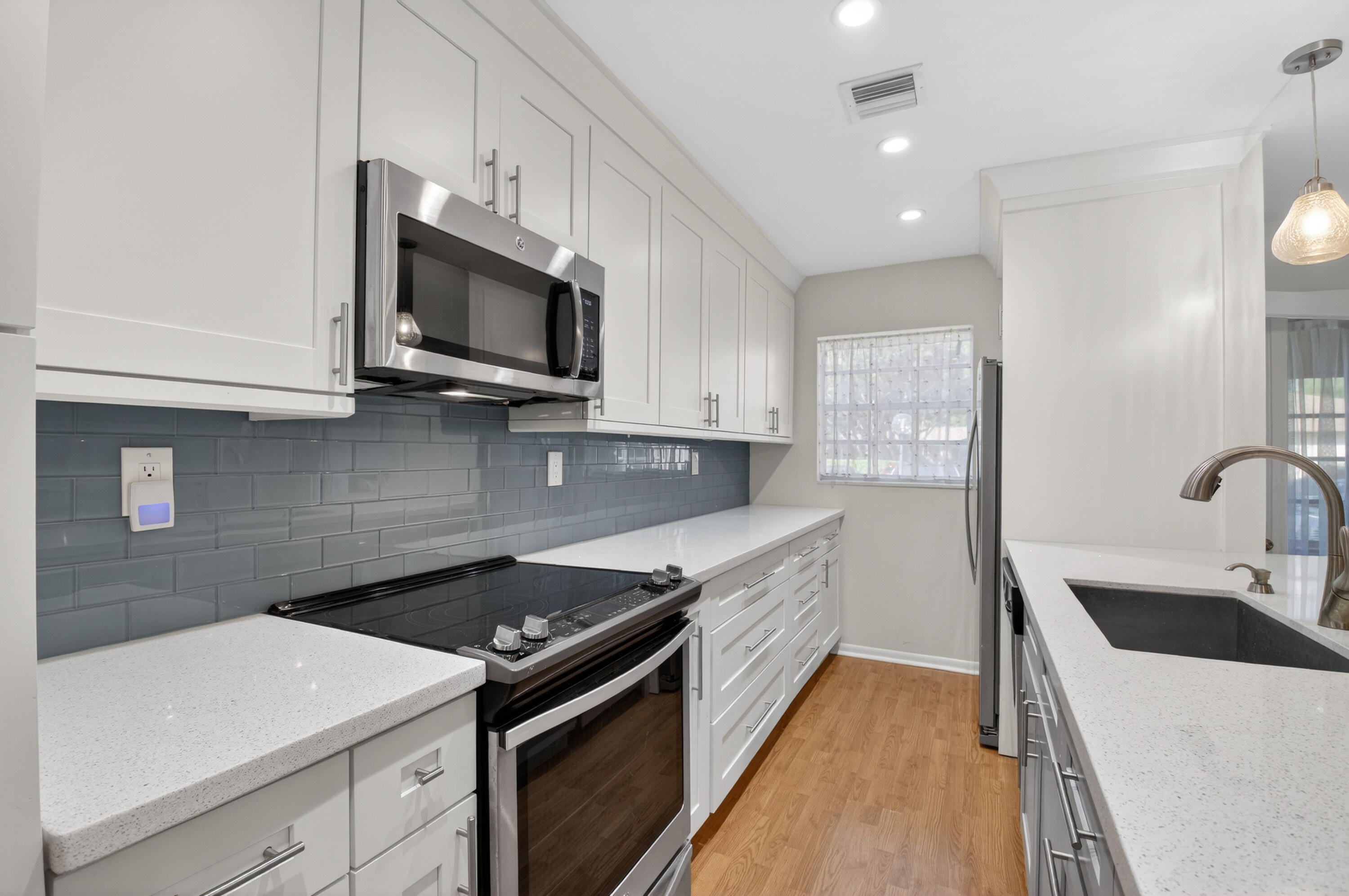 High Point Delray West Co - Residential Lease