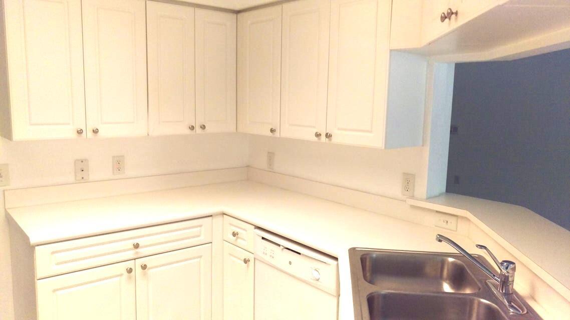 2730 Anzio 207 Court 207