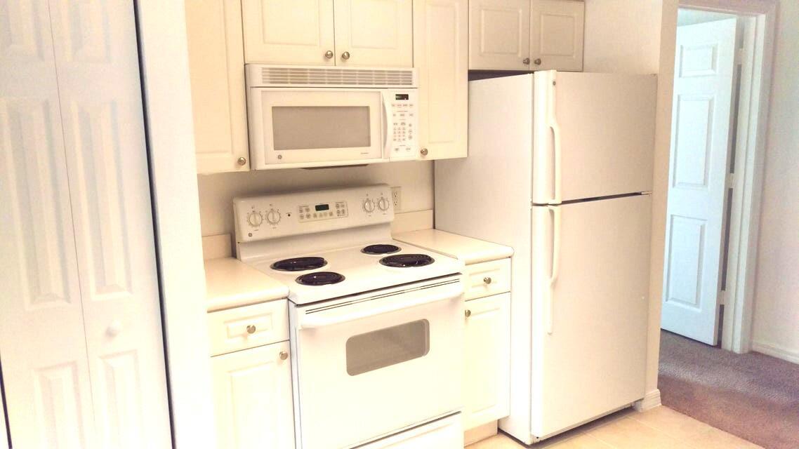 2730 Anzio 207 Court 207