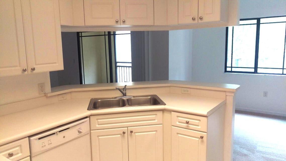 2730 Anzio 207 Court 207