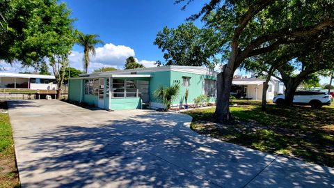 Property photo of 1982 Linda Road, Okeechobee, FL 34974