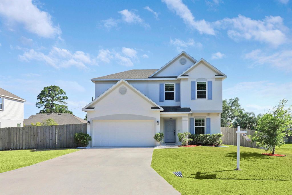 Photo of 1382 SW Oriole Lane, Port Saint Lucie, FL 34953 (MLS # R11002584)