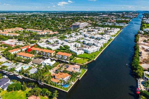 Tiny photo for 813 Estancia Way, Boynton Beach, FL 33435 (MLS # B26070879)