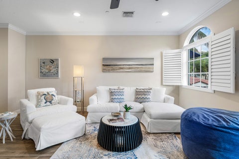 Tiny photo for 813 Estancia Way, Boynton Beach, FL 33435 (MLS # B26070879)