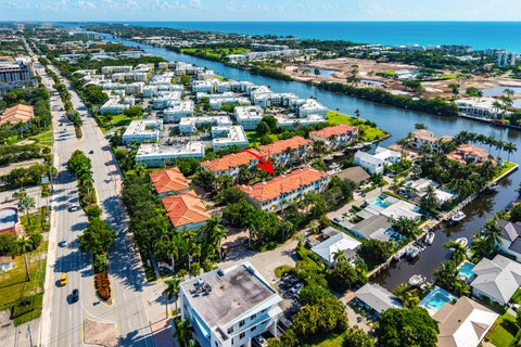 Tiny photo for 813 Estancia Way, Boynton Beach, FL 33435 (MLS # B26070879)