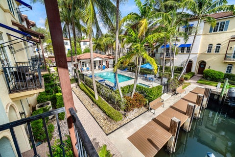 Tiny photo for 813 Estancia Way, Boynton Beach, FL 33435 (MLS # B26070879)