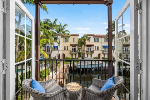 Tiny photo for 813 Estancia Way, Boynton Beach, FL 33435 (MLS # B26070879)