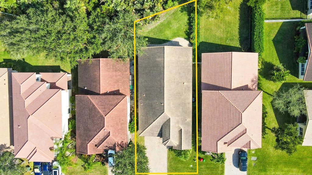 Photo of 5017 SE Graham Drive, Stuart, FL 34997 (MLS # R11145842)