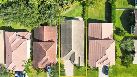 Photo of 5017 SE Graham Drive, Stuart, FL 34997 (MLS # R11145842)