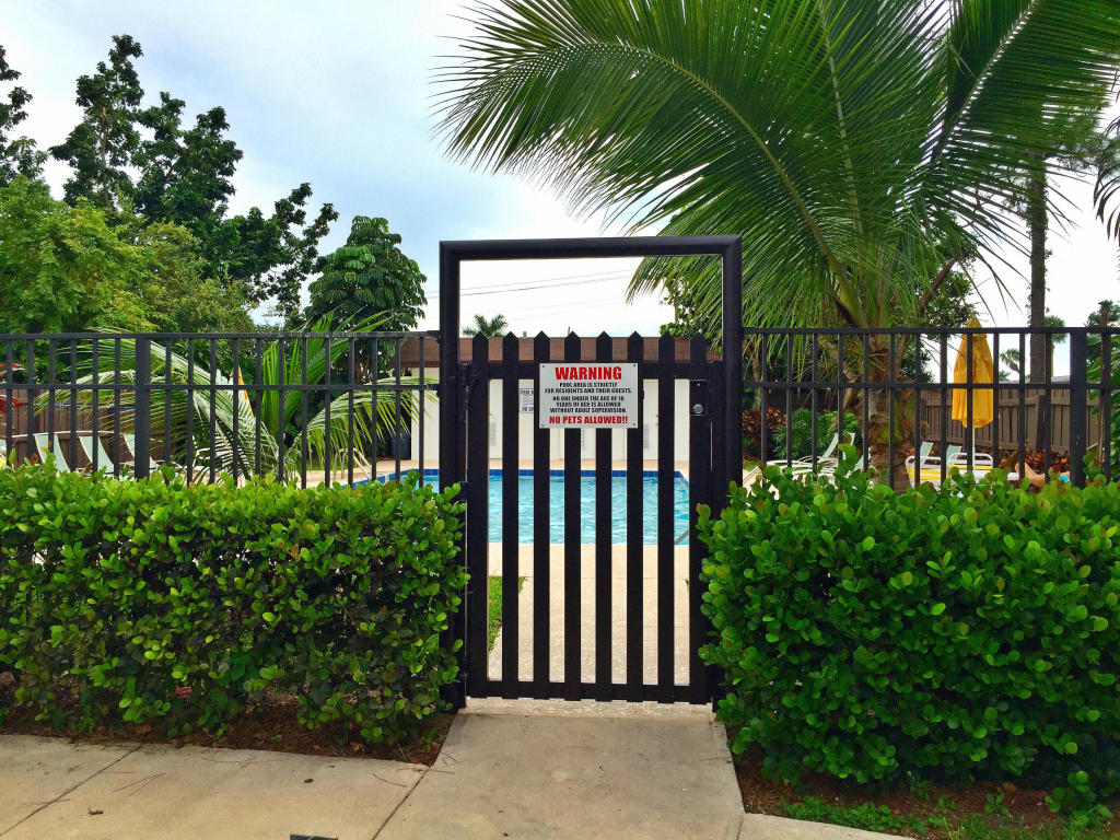 LENA LANE WEST - Residential