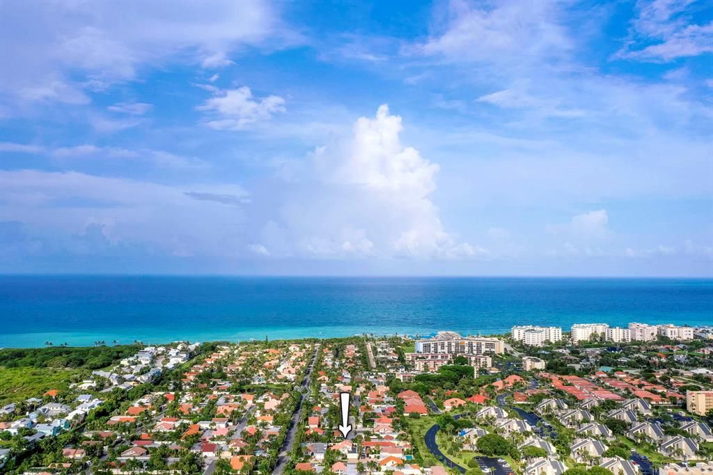 Photo of 107 Angelfish Lane, Jupiter, FL 33477 (MLS # R10756368)