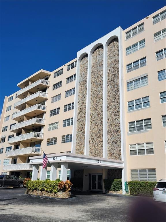 MEADOWBROOK APTS 10 CONDO - Residential