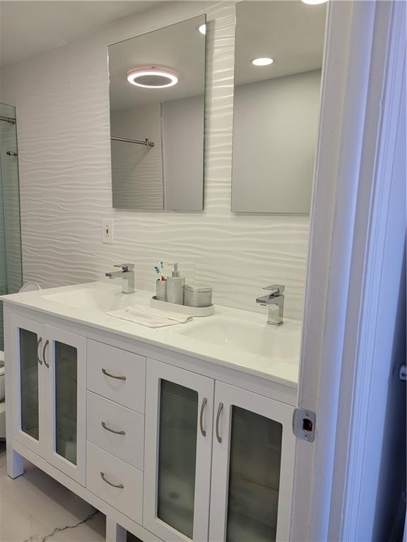 MEADOWBROOK APTS 10 CONDO - Residential
