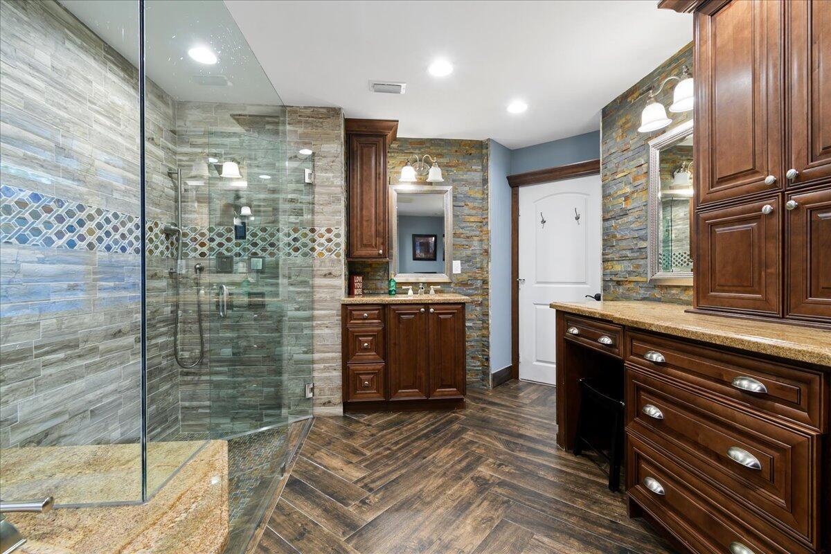 LEXINGTON I OF SHERBROOKE - Residential