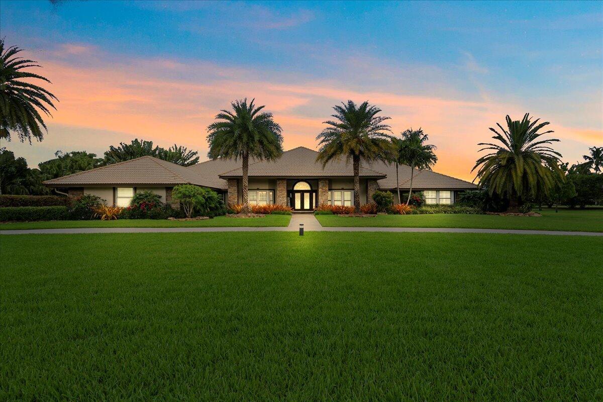 LEXINGTON I OF SHERBROOKE - Residential