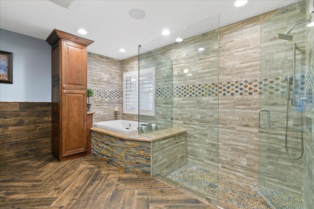 LEXINGTON I OF SHERBROOKE - Residential