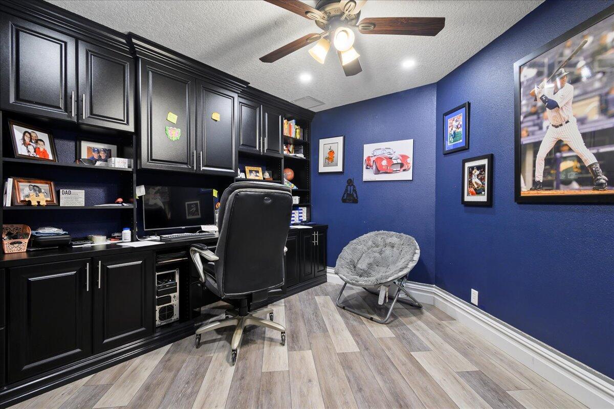 LEXINGTON I OF SHERBROOKE - Residential