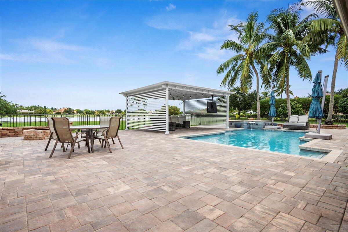 LEXINGTON I OF SHERBROOKE - Residential