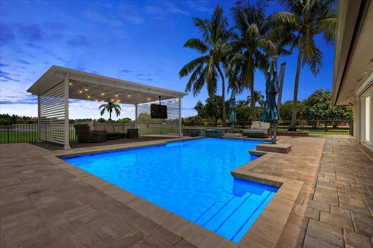 LEXINGTON I OF SHERBROOKE - Residential