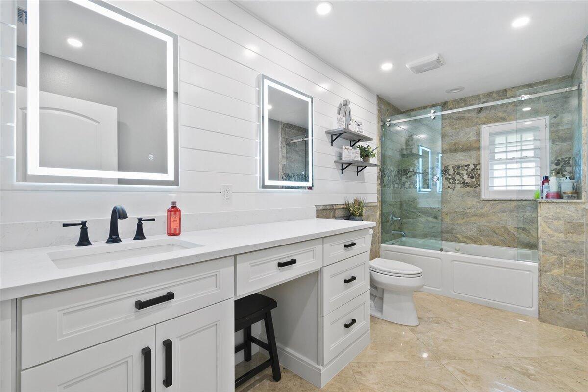 LEXINGTON I OF SHERBROOKE - Residential