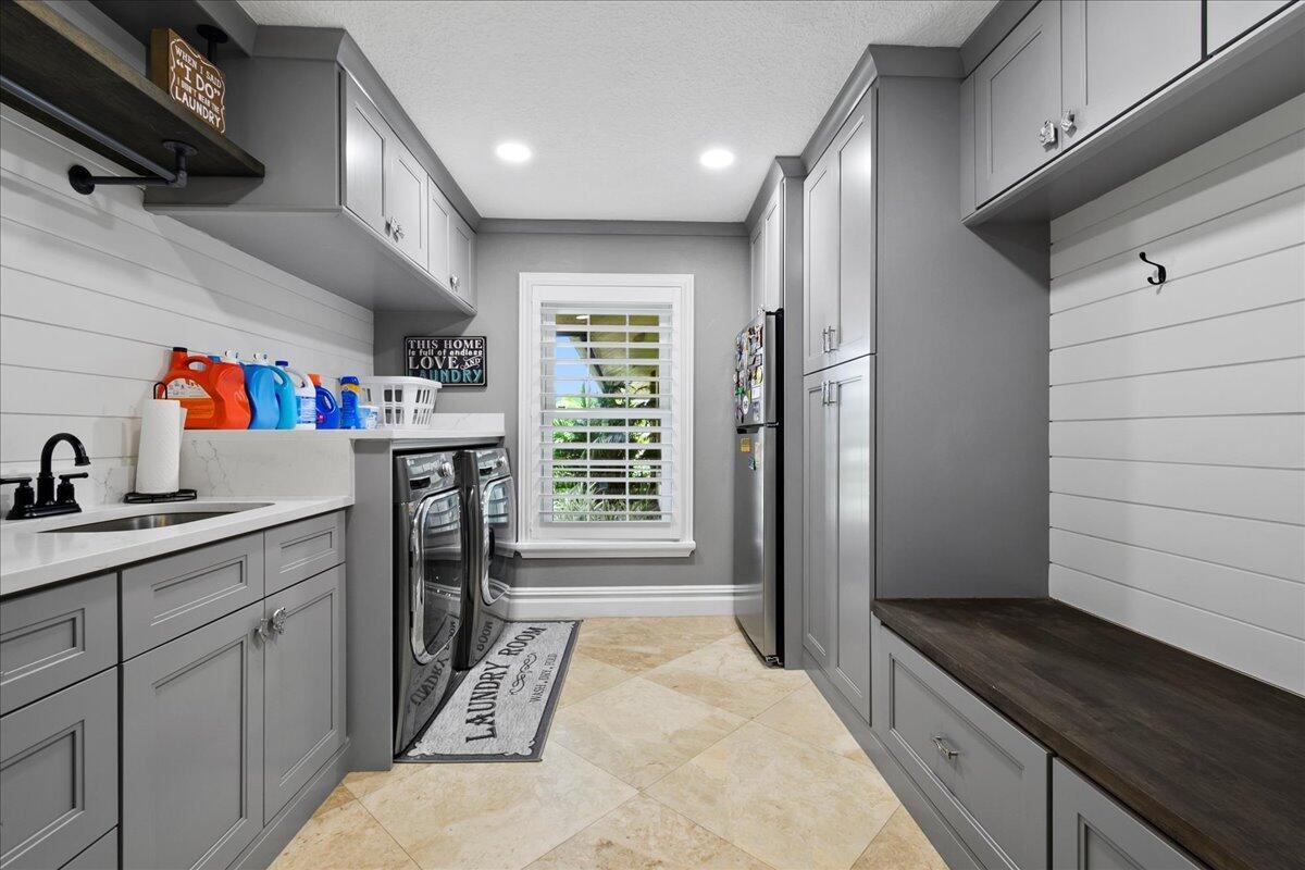 LEXINGTON I OF SHERBROOKE - Residential